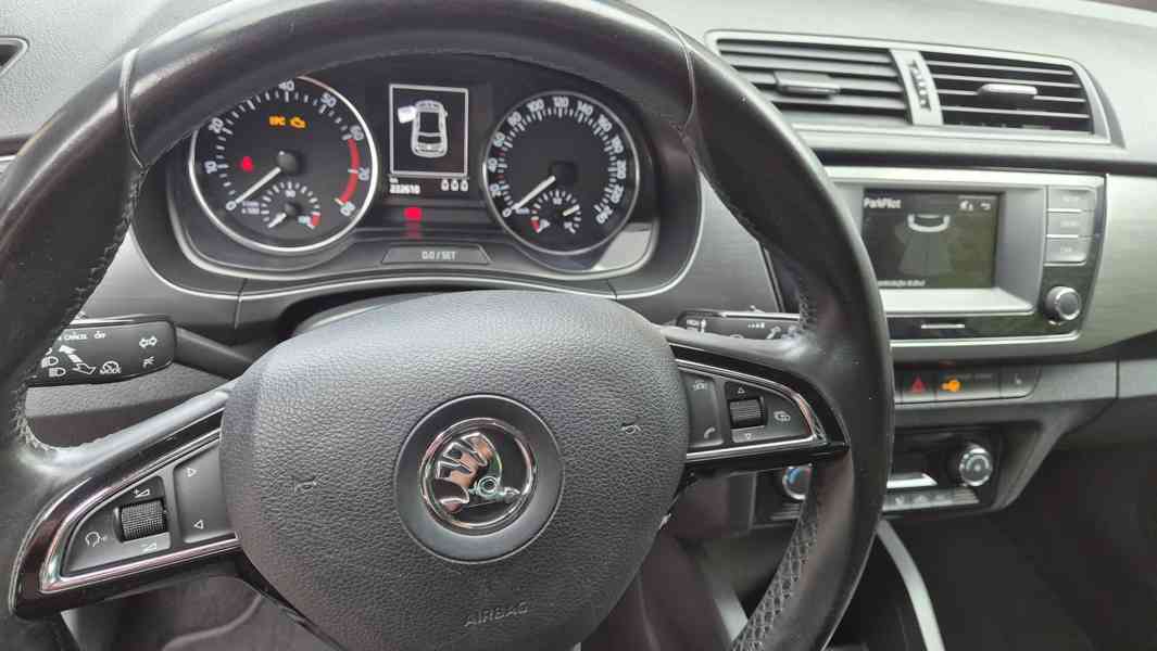 Automobily - foto 5