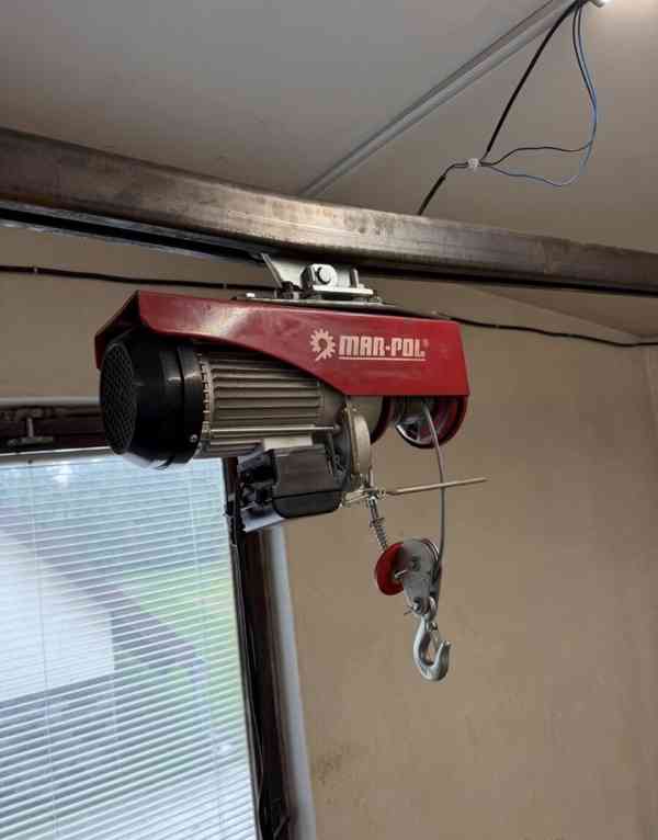 Portál s elektrickou kočkou - foto 3