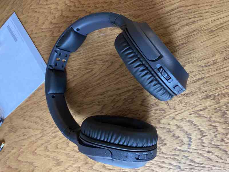 Bezdrátová sluchátka Sony MDR-RF895RK - foto 2