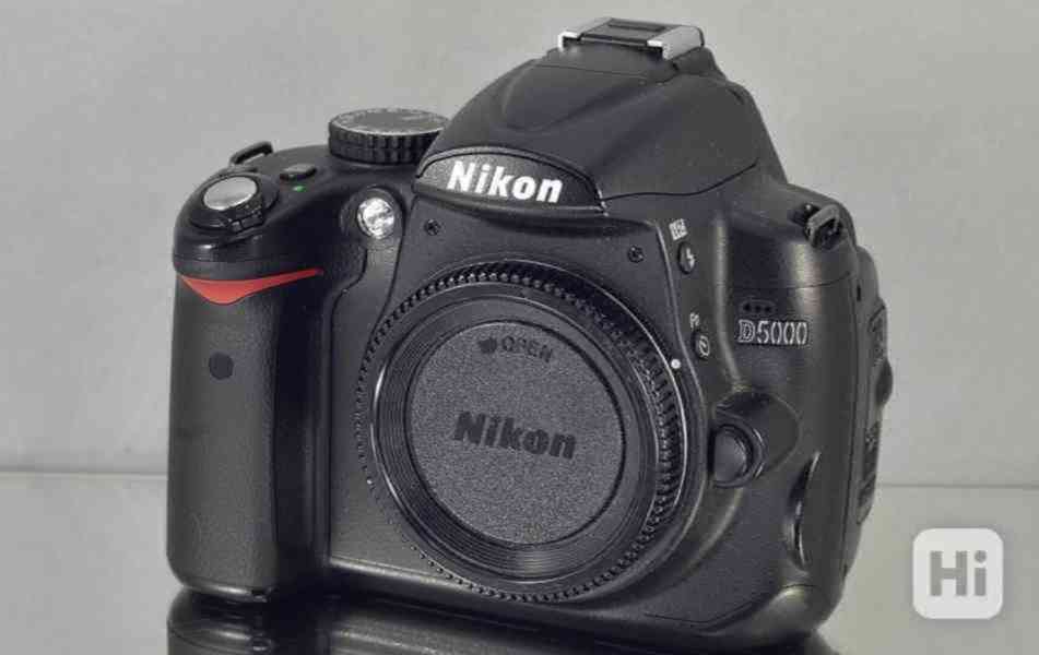 Nikon D5000 **DSLR 12.3MPix CMOS*HDV 1280x720 31700 exp