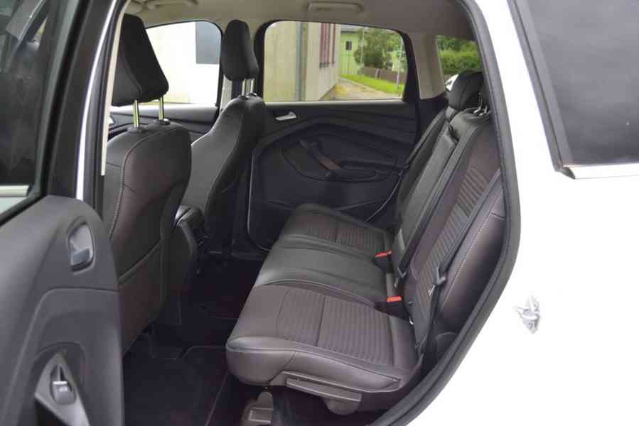 Ford Kuga 2.0 TDCI 110kW Titanium 4x4 - foto 11