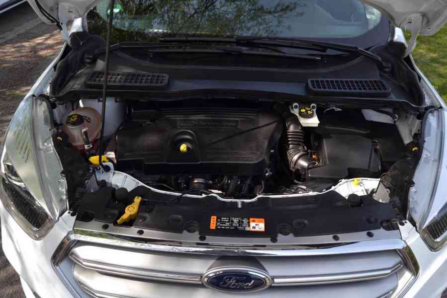 Ford Kuga 2.0 TDCI 110kW Titanium 4x4 - foto 17