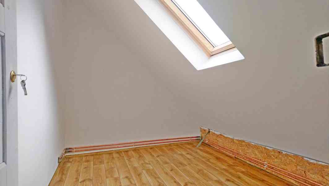 Pronájem části domu 8+2, 170m2 (Doubí - ul. Hodkovická)  - foto 6