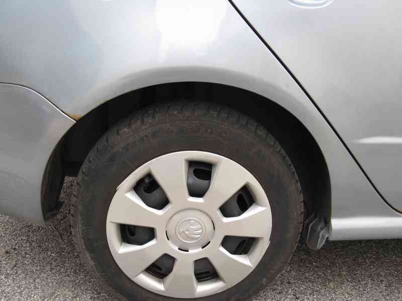 Škoda Fabia I Combi 2005 1,2 HTP 12v 141000 km - foto 7