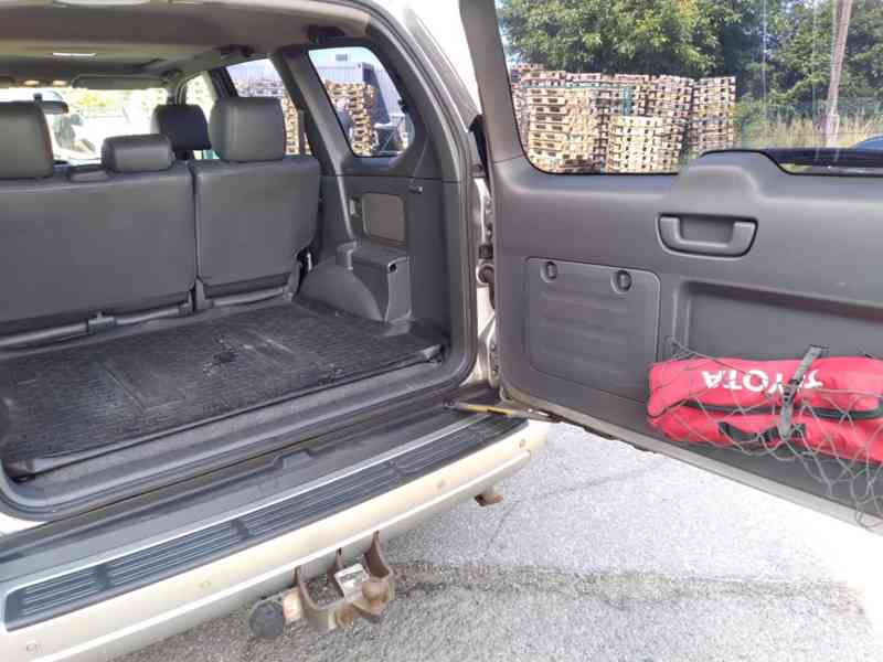 TOYOTA LAND CRUISER 120 D-4D AT,ČR,KŮŽE,120kW - foto 31