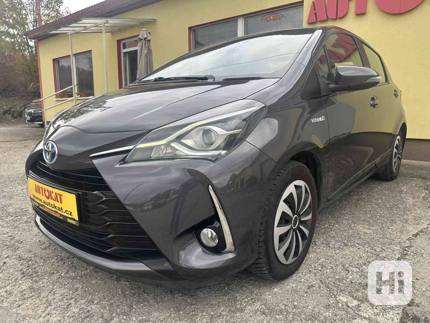Toyota Yaris 1.5 Hybrid 74kW/Navi/Kamera  - foto 1