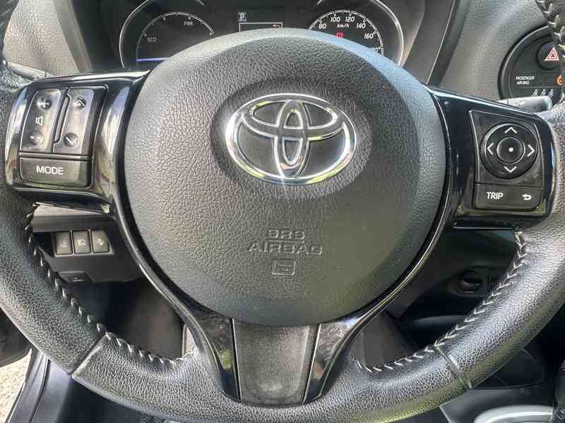 Toyota Yaris 1.5 Hybrid 74kW/Navi/Kamera  - foto 22