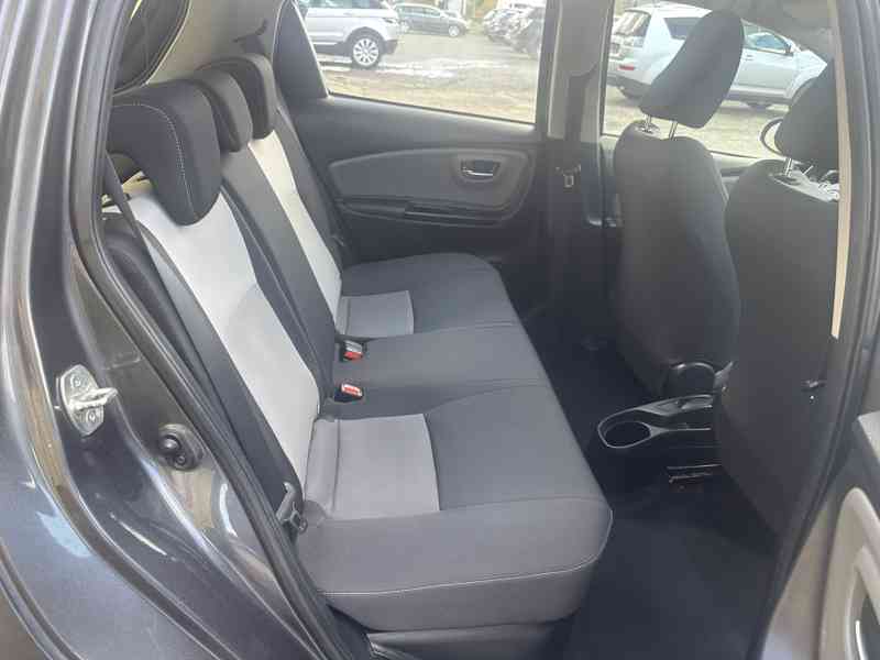 Toyota Yaris 1.5 Hybrid 74kW/Navi/Kamera  - foto 16