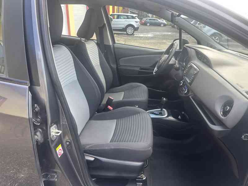Toyota Yaris 1.5 Hybrid 74kW/Navi/Kamera  - foto 18