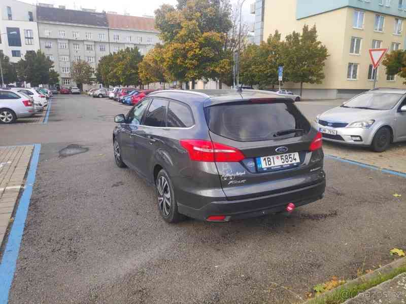 Ford Focus 1,5 TDCI / 85kW - foto 2