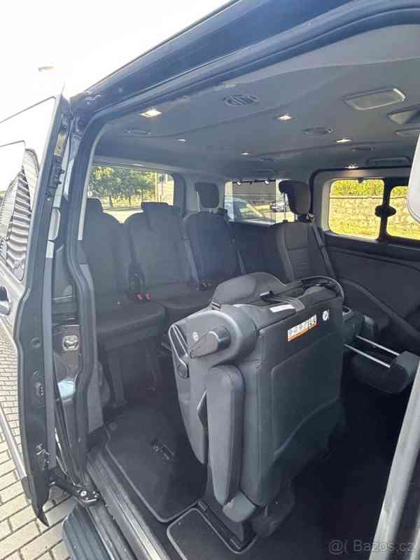 Ford Tourneo Custom 2,0   Titanium, seda metaliza Magnet - foto 7