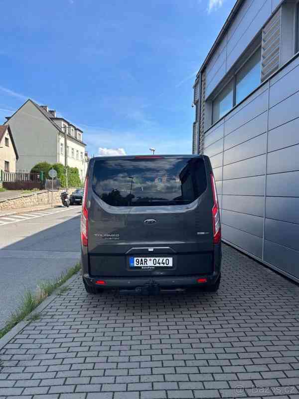 Ford Tourneo Custom 2,0   Titanium, seda metaliza Magnet - foto 3