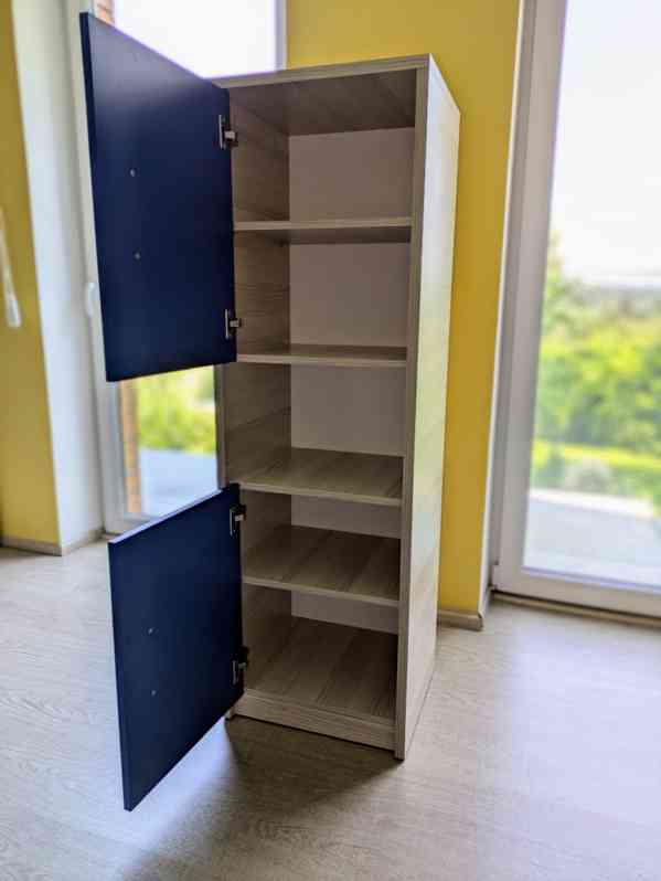 Kompletní sestava chlapeckého pokoje (10 ks) – skvělý stav  - foto 18