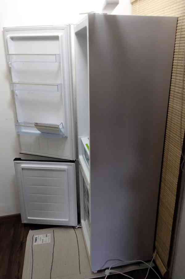 Kombinovaná chladnička s mrazničkou  - foto 2