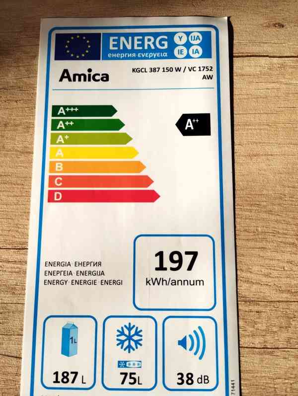 Kombinovaná chladnička s mrazničkou  - foto 10