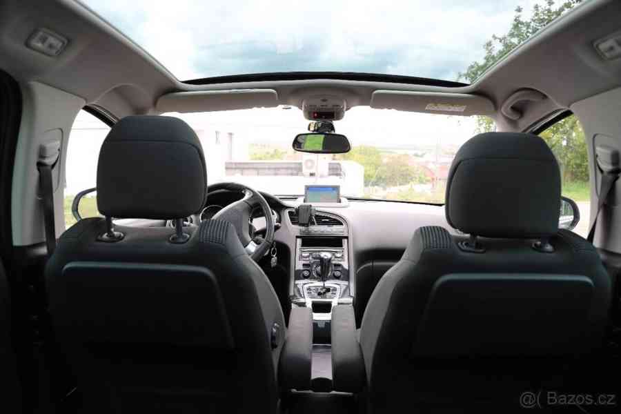 Peugeot 5008 2,0   HDI 120 kw - foto 12