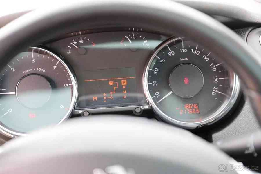 Peugeot 5008 2,0   HDI 120 kw - foto 20