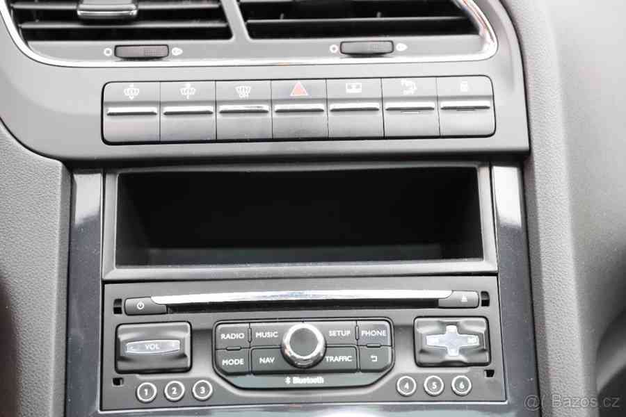 Peugeot 5008 2,0   HDI 120 kw - foto 17
