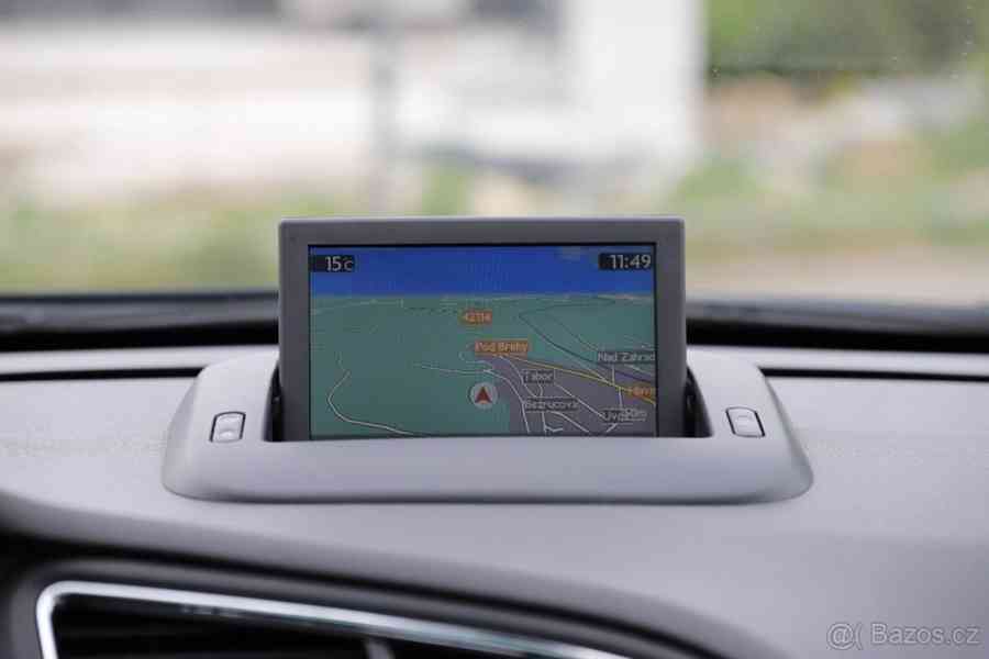 Peugeot 5008 2,0   HDI 120 kw - foto 39