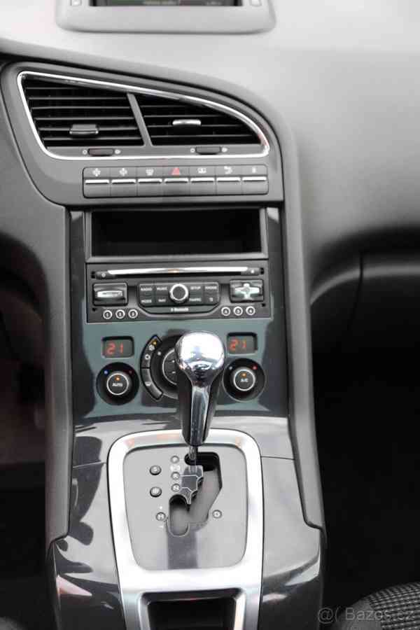 Peugeot 5008 2,0   HDI 120 kw - foto 18