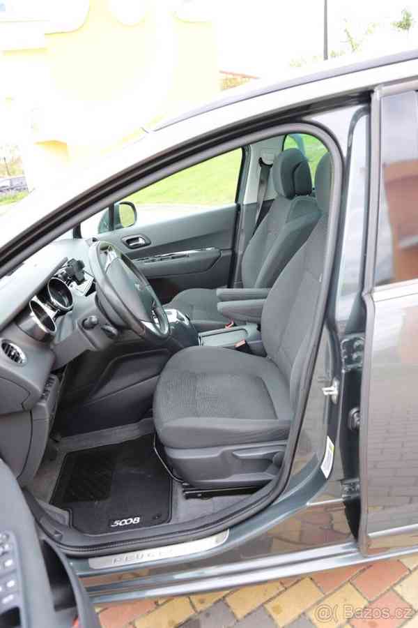 Peugeot 5008 2,0   HDI 120 kw - foto 34