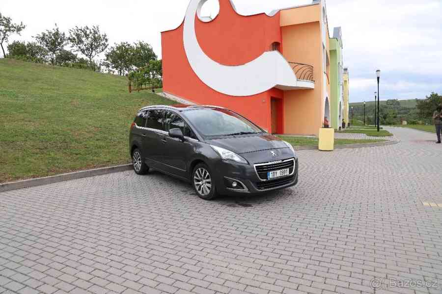 Peugeot 5008 2,0   HDI 120 kw - foto 25