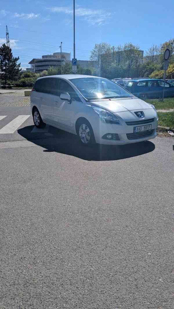Peugeot 5008 2,0   Hdi , r.v.2013 - foto 4
