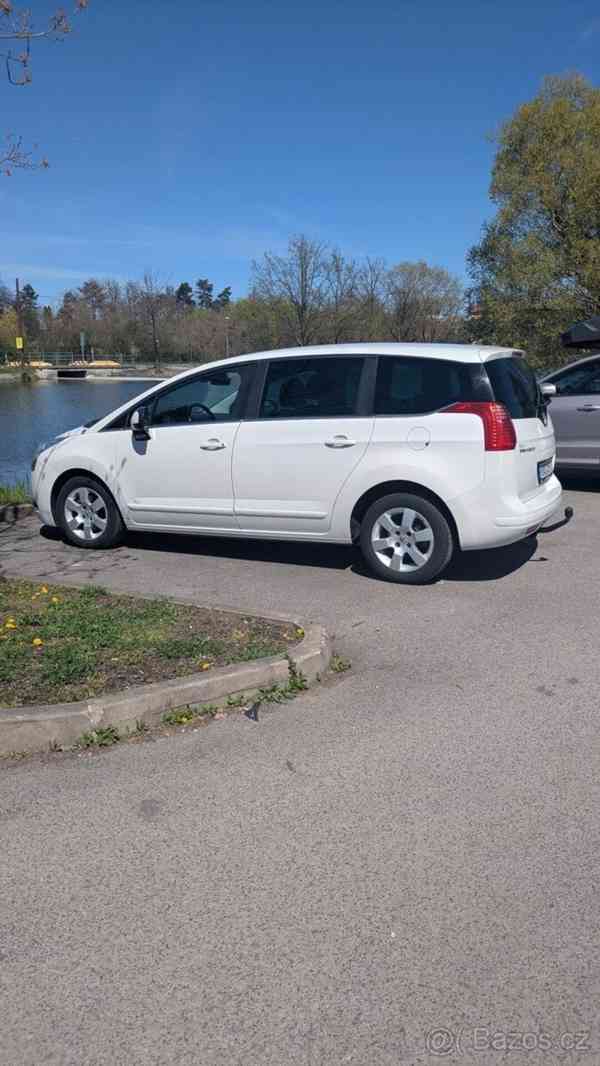 Peugeot 5008 2,0   Hdi , r.v.2013 - foto 5