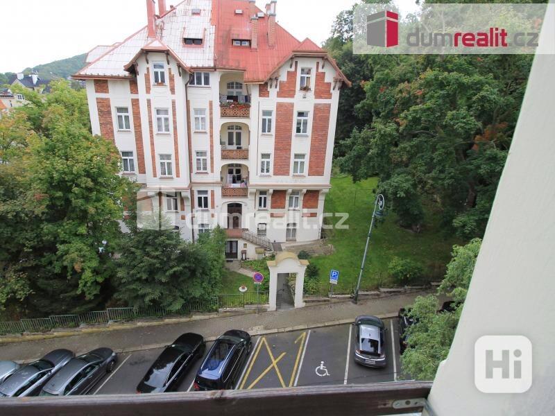 Krásný byt v prestižní lokalitě v centru Karlových Varů v cihlovém domě - foto 18