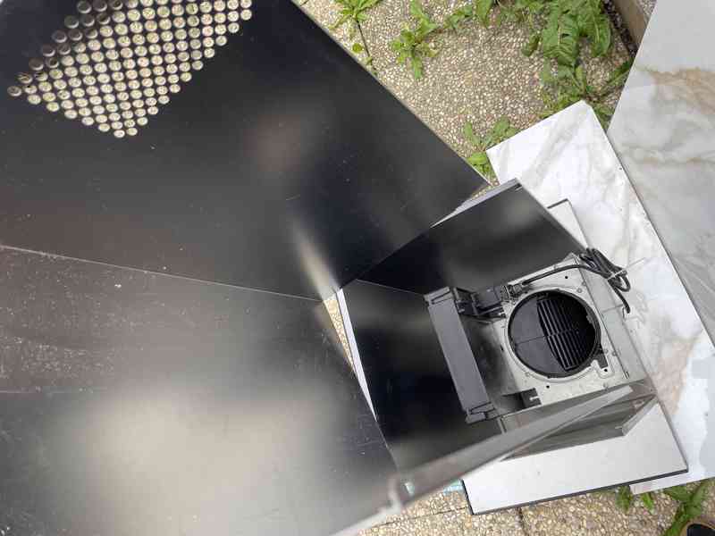 Digestoř komínová Gorenje - foto 4