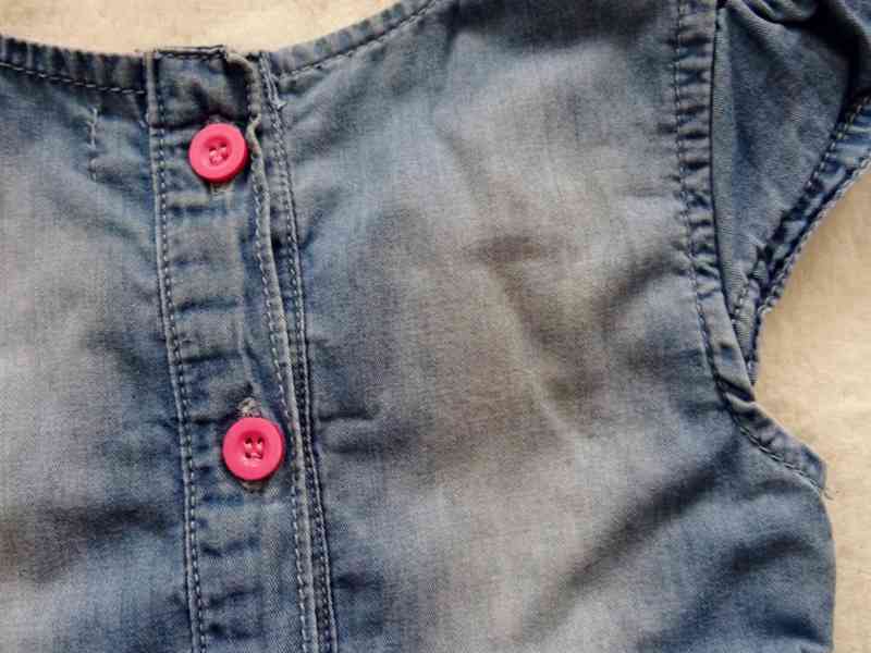 Krásné denim šatičky na 2-3 roky - foto 5