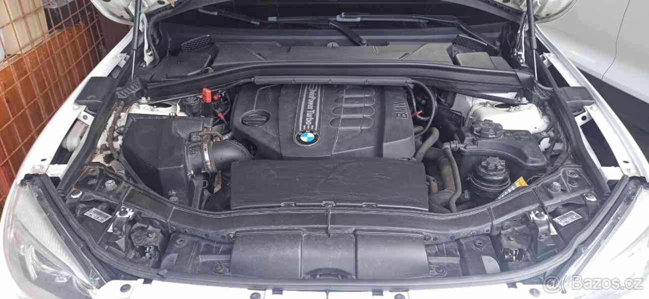BMW X1 2,0 - foto 5