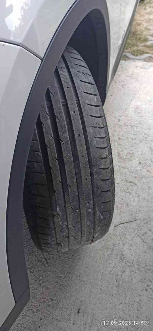 BMW X1 2,0 - foto 15