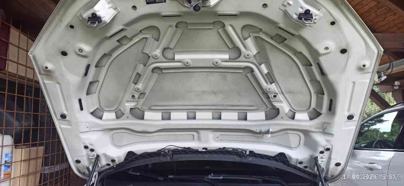 BMW X1 2,0 - foto 4