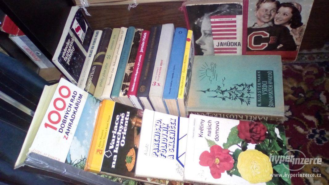 Loutky Hurvínek a Mánička a další HRAČKY, dekorace atd. - foto 87