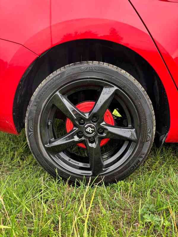 Škoda Fabia 1,4 - foto 12
