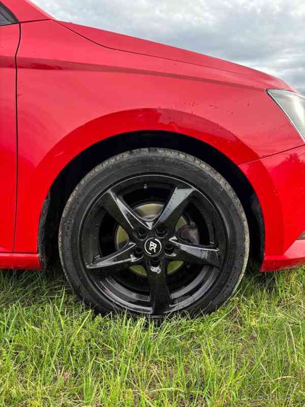 Škoda Fabia 1,4 - foto 13