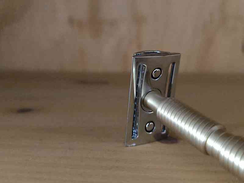 Holící strojek Yaqi 88mm mosaz a hlava Yaqi R89 - foto 3