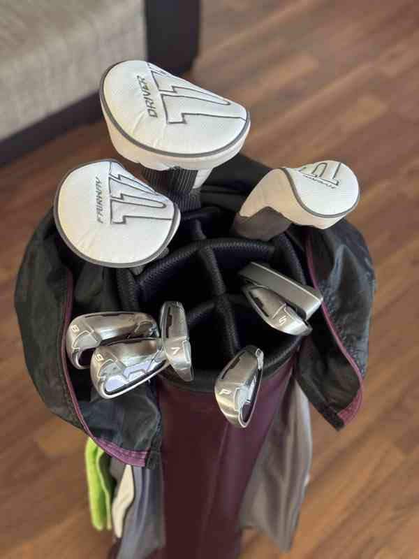 Prodám dámský golfový bag s holemi Wilson – jako nové - foto 1