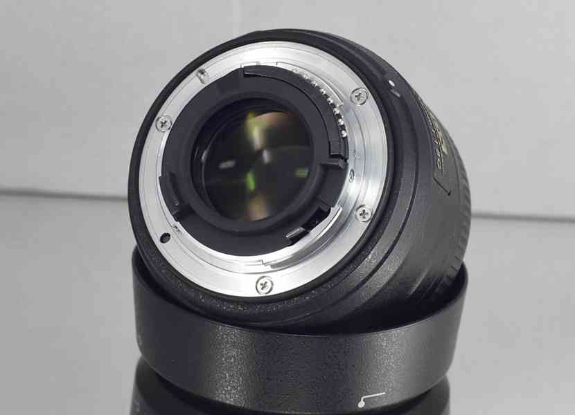 Nikon AF-S Nikkor 35 mm f/1.8 G **DX Pevný lens* - foto 5