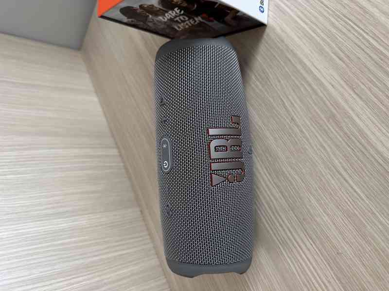 přenosný reproduktor JBL Charge 5 Grey ZÁRUKA 2027 - foto 2