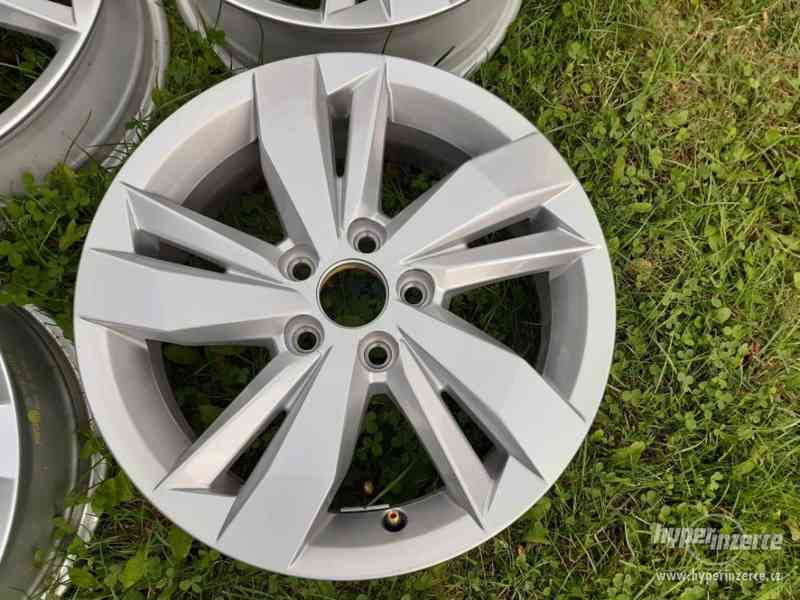 Alu disky Volkswagen Polo Sossari R15 5x100 - foto 3