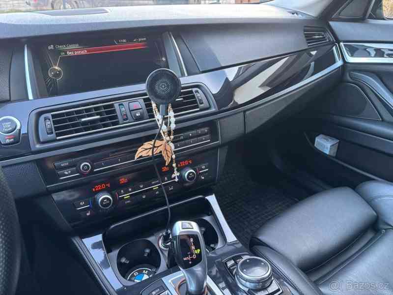 BMW Řada 5 3,0   530d F11, zadokolka - foto 16