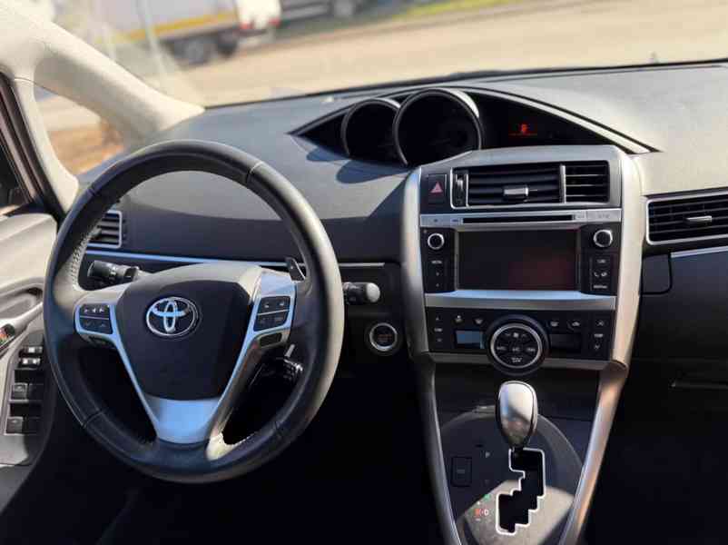 Toyota Verso Executive 1.8i Aut. benzín 108kw - foto 18