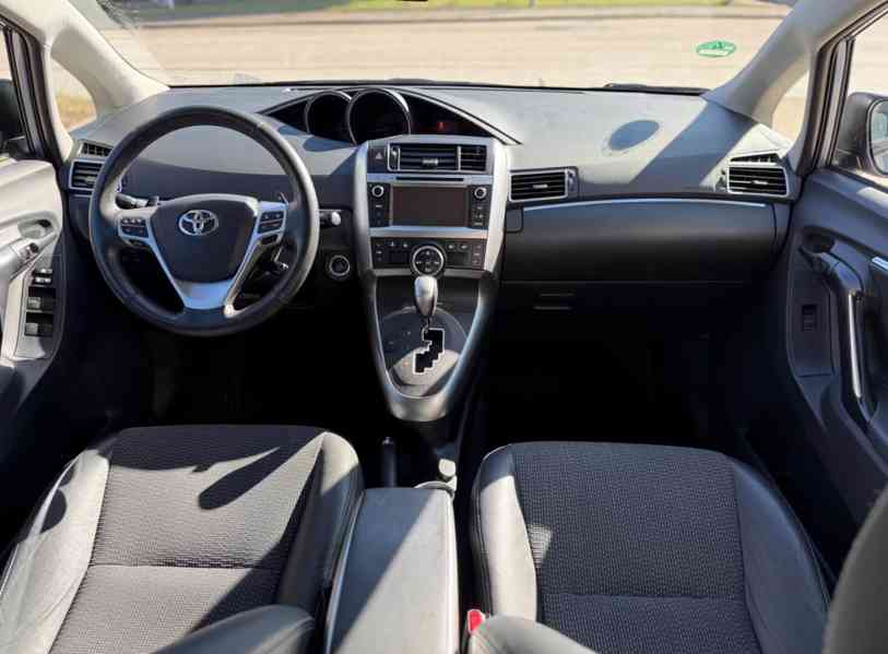 Toyota Verso Executive 1.8i Aut. benzín 108kw - foto 16