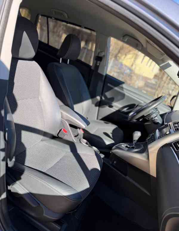 Toyota Verso Executive 1.8i Aut. benzín 108kw - foto 15