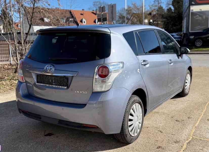 Toyota Verso Executive 1.8i Aut. benzín 108kw - foto 7