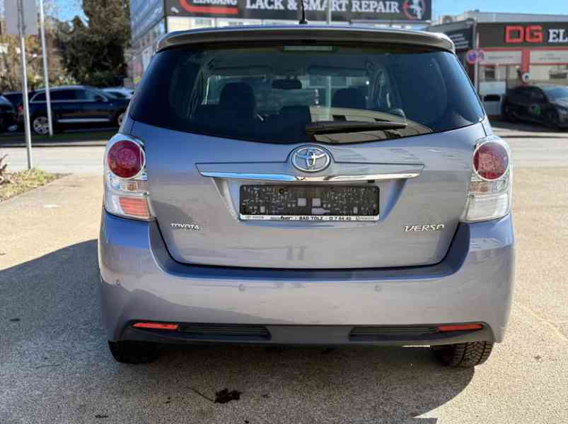 Toyota Verso Executive 1.8i Aut. benzín 108kw - foto 8