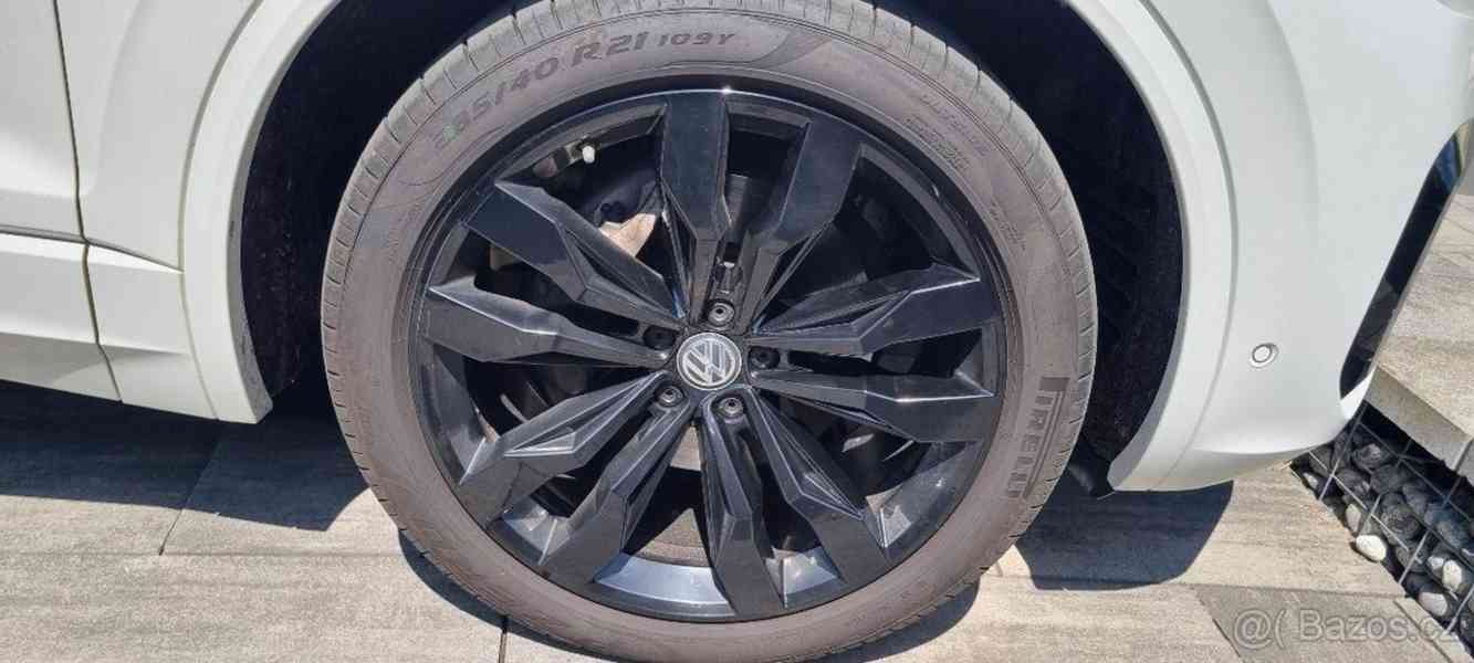 Volkswagen Touareg 3,0 TDI R-Line - foto 13