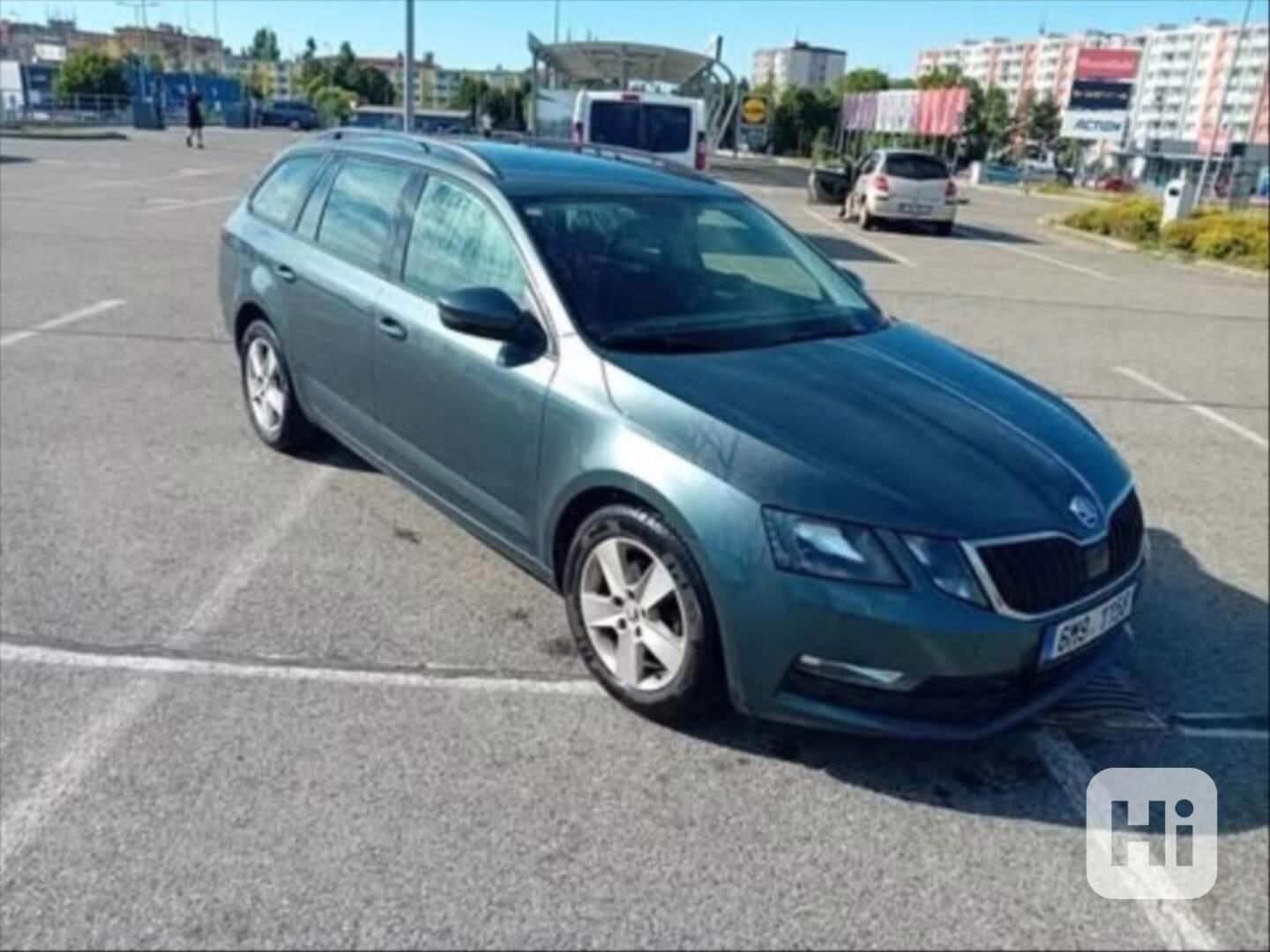 Škoda Octavia 1,6   III - foto 1